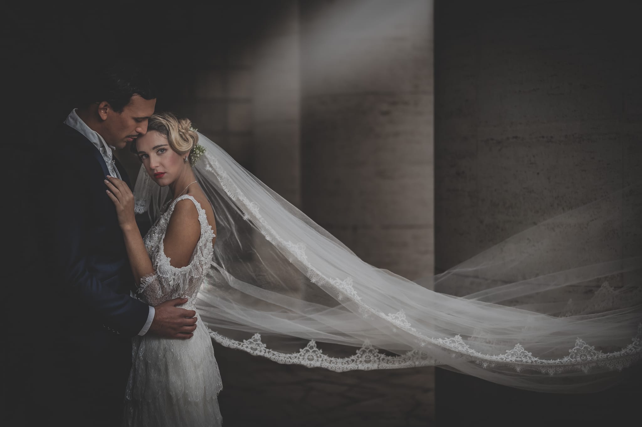 Bride's Veil Photography - Michele Belloni Wedding Photographer