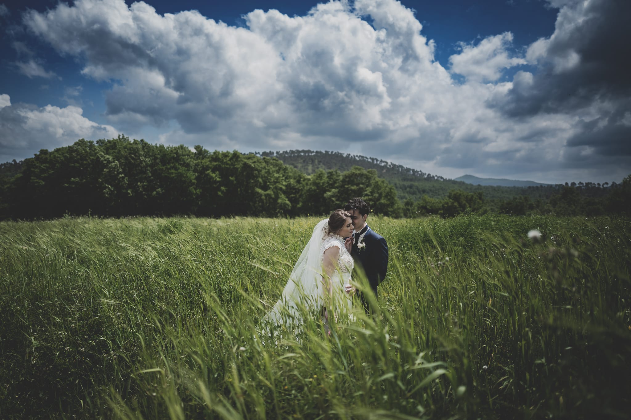 A Romantic Wedding at Pian Dei Mucini and San Galgano Abbey: Giulia and Matteo’s Special Day in Tuscany